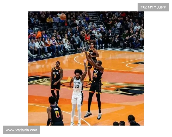 NBA最新排名出炉!勇士下跌快船躺升 西部第5-10位只有灰熊没变动 NBA最新排名出炉!勇士下跌快船躺升 西部第5-10位只有灰熊没变动