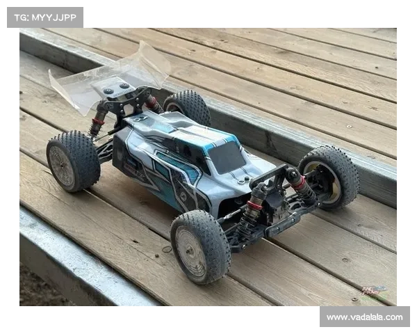 LC Racing 推出第二版 LC10B5 V2 竞赛四驱越野车 LC Racing 推出第二版 LC10B5 V2 竞赛四驱越野车